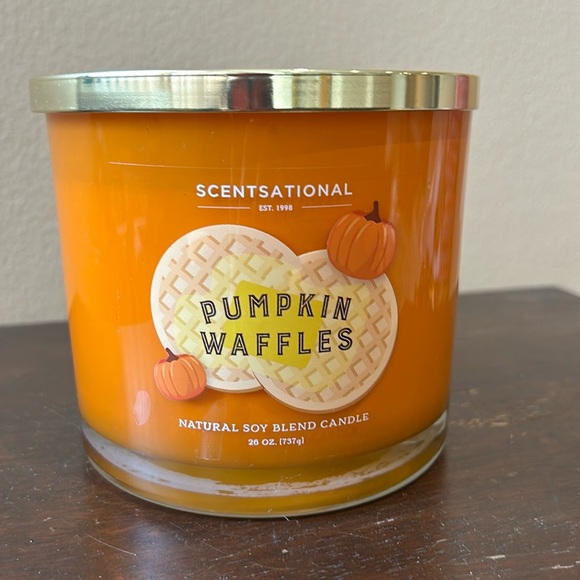 Scentsational Pumpkin Waffles Candle Glass Jar 26 Oz  Soy Wax Orange Jar Fall - Picture 1 of 2